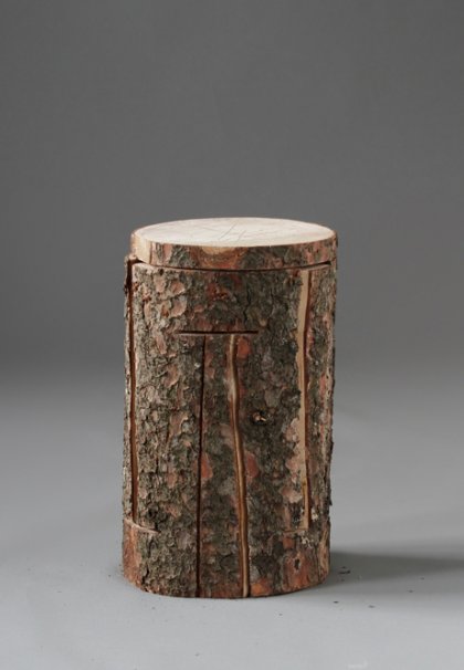 kkaarrlls stool