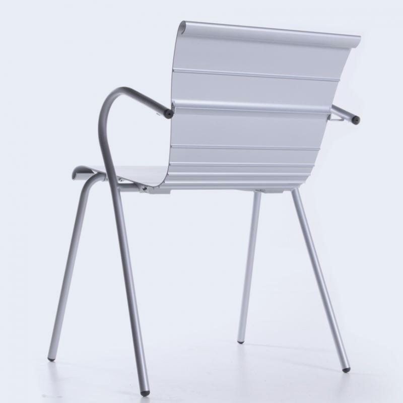 Magistretti Thonet 03 2