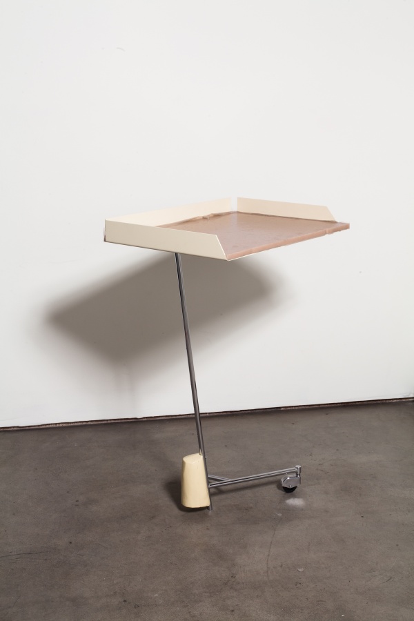 retainer Nairy Baghramian