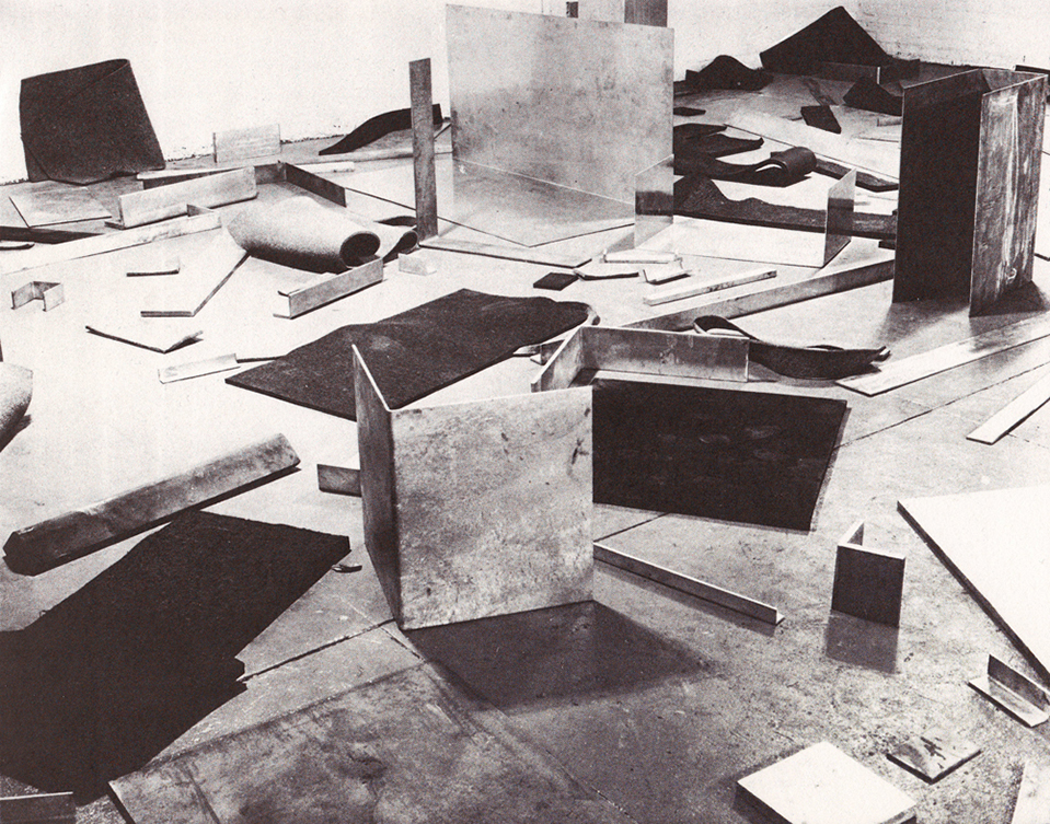 1_Kaprow_vs_Morris_B5