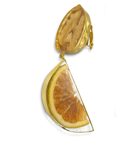 les_boucles_d_oreilles_delfina_delettrez_pour_kenzo_179851936_north_545x