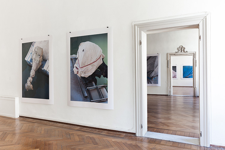5.-Bjarne-Bare.-Outboard-Swaddle-installation-view-Fondazione-Bevilacqua-La-Masa-Venezia-©-lartista-2014