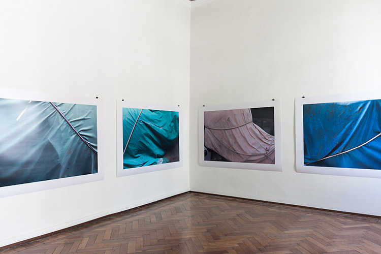 7.-Bjarne-Bare-Outboard-Swaddle-installation-view-Fondazione-Bevilacqua-La-Masa-Venezia-©-lartista-2014