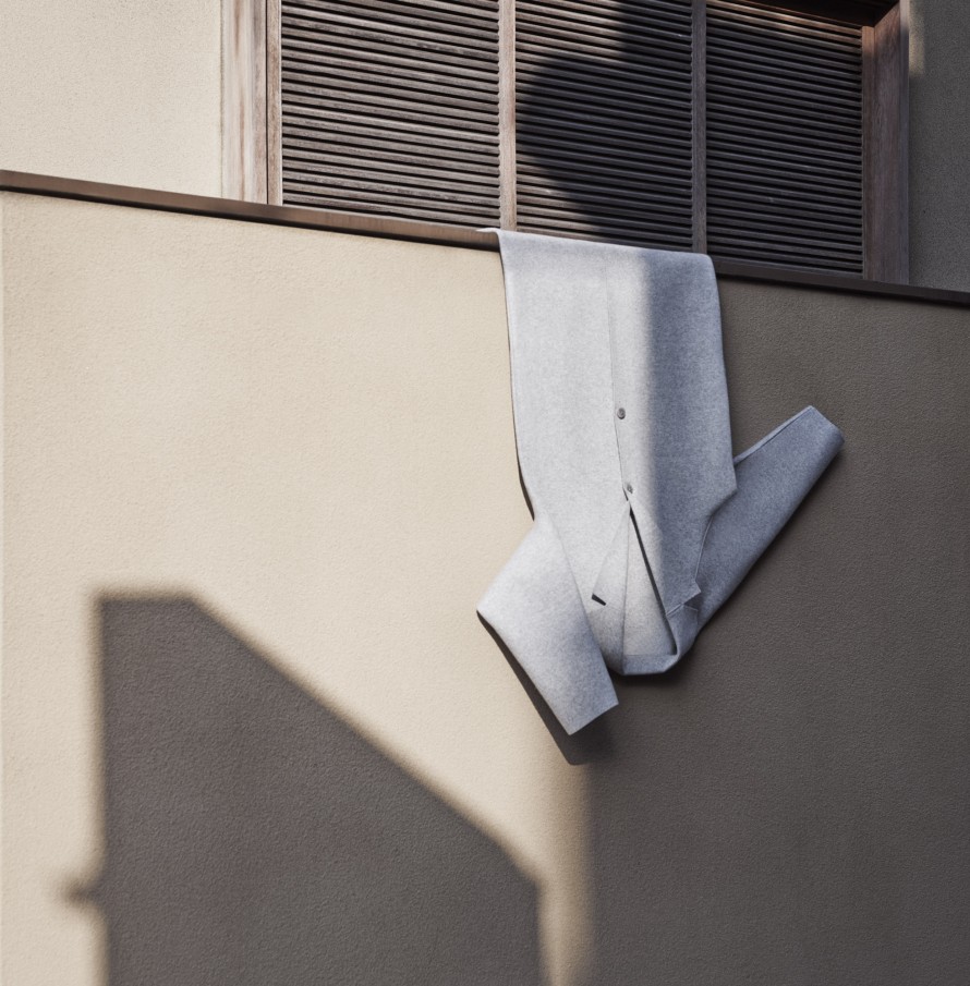 COS_008_F2_RGB-890x905