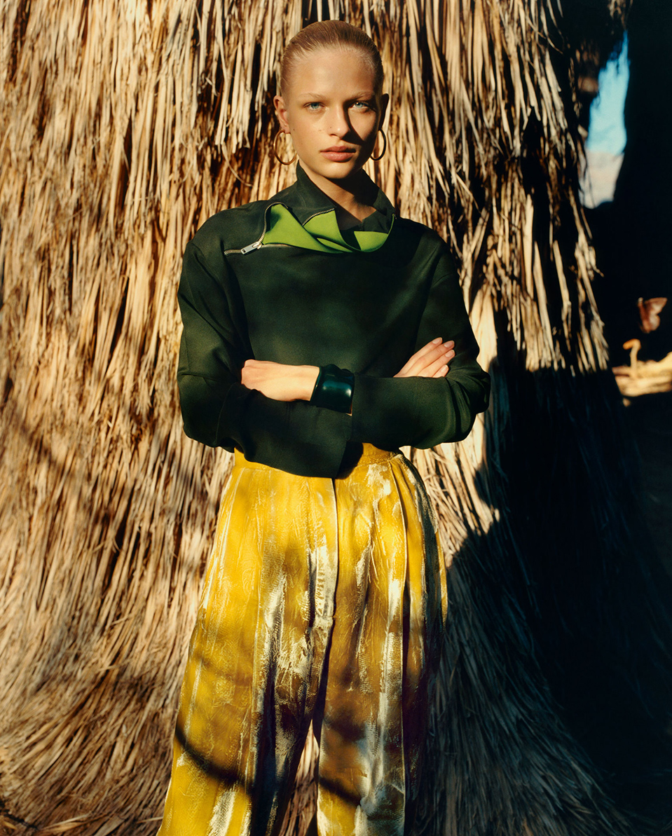 Celine-PreFall-2016-Ally-Ertel-Frederikke-Sofie-by-Zoe-Ghertner-02