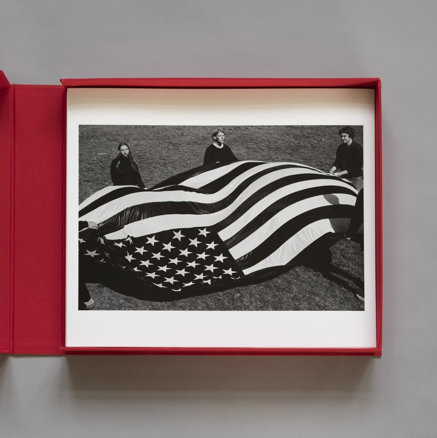 large_cbf00b48282c4638110f5f4d157ceca7