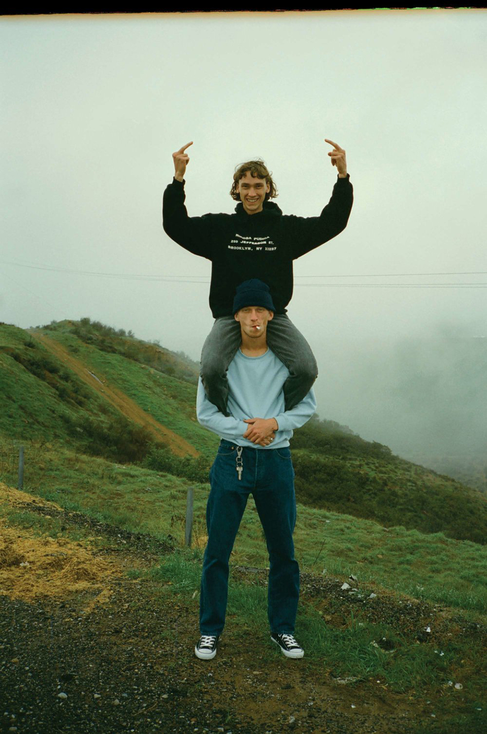 what-youth-issue-18-magazine-1000x1508