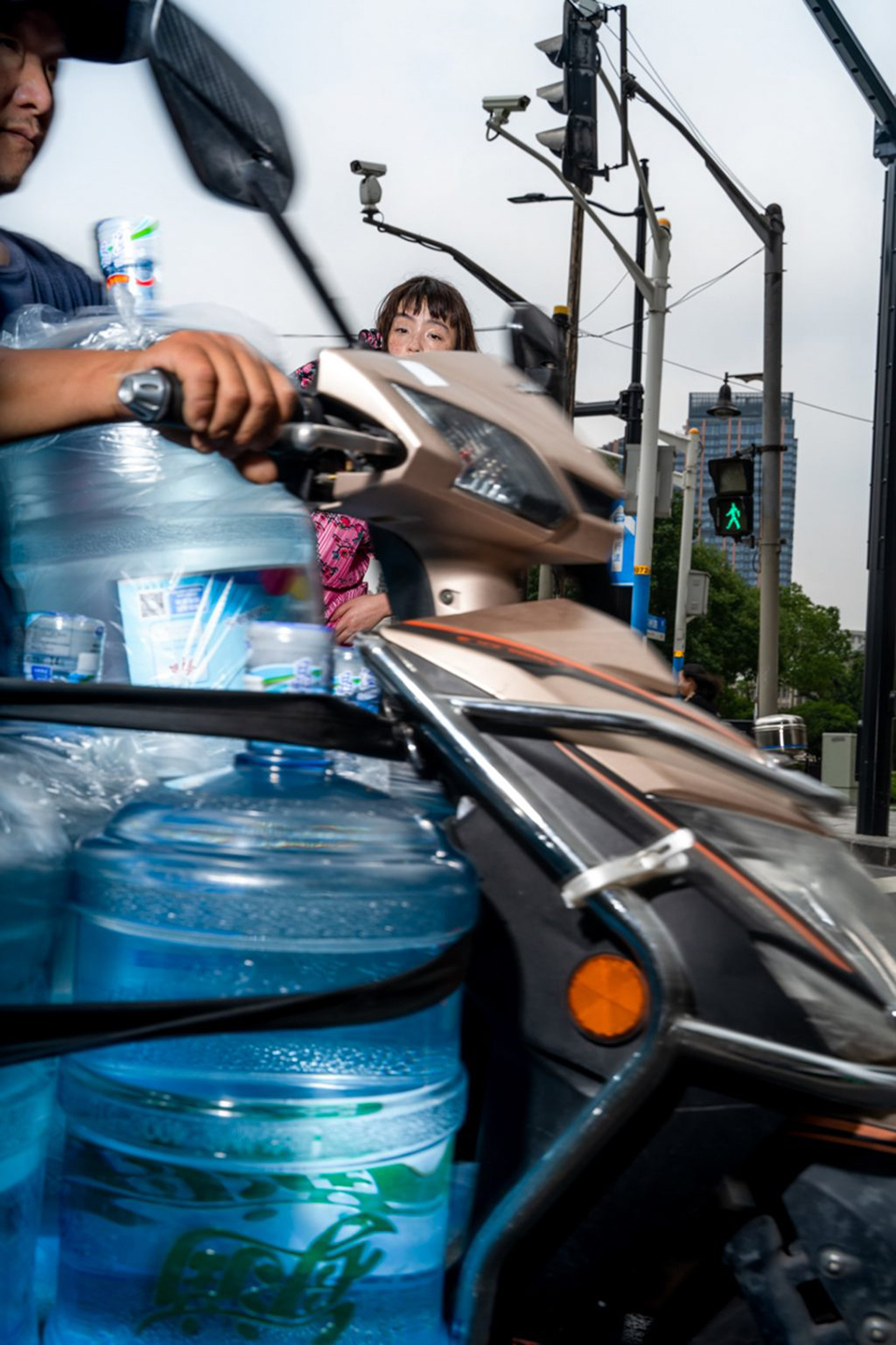 Feng_Li_The_Face_issue_1_volume_4_Danny_reed_Serena_Motola_China_CONCRETE-6-1024x1536